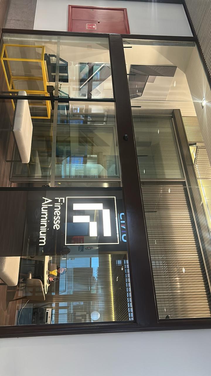 Finesse Aluminium