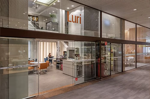 Luri Hunter Douglas